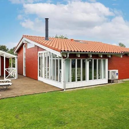 4 Person In V Holiday home