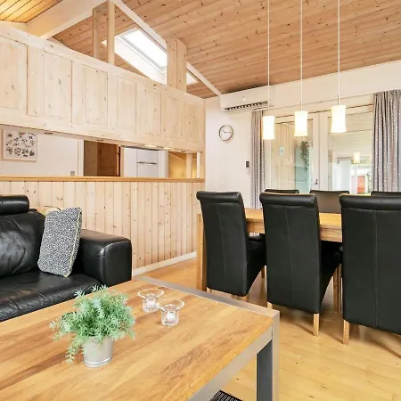 4 Person In V Holiday home